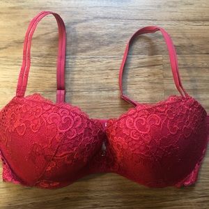 Victoria’s Secret push-up bra
